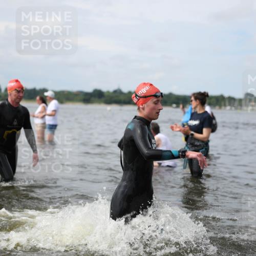 21.06.2026 - Viking Triathlon Michael Strokosch http://msf.ph/oto/9822960 21.06.2026 10:36:34 Schwimmen 43, 68, 219, 404, 475, 526, 543, 604, 612, 648 meine-sportfotos.de