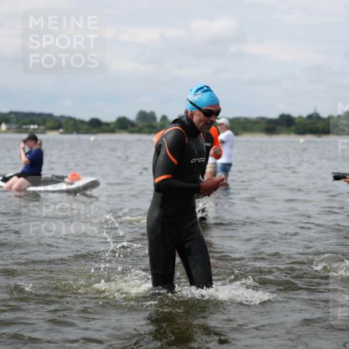 21.06.2026 - Viking Triathlon Michael Strokosch http://msf.ph/oto/9822966 21.06.2026 10:36:36 Schwimmen 68, 87, 219, 364, 404, 526, 543, 606, 612, 648 meine-sportfotos.de