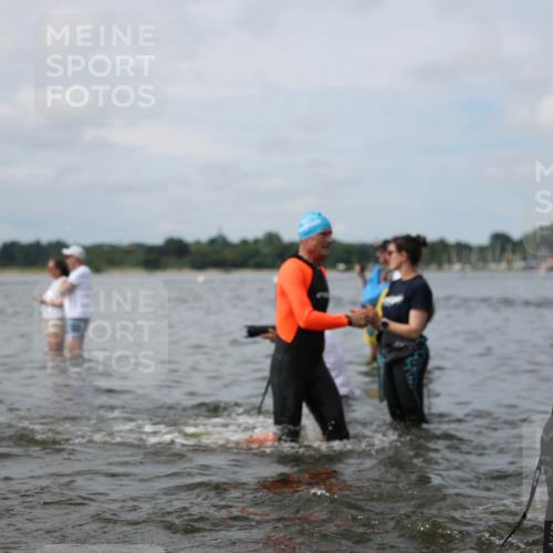 21.06.2026 - Viking Triathlon Michael Strokosch http://msf.ph/oto/9822971 21.06.2026 10:36:37 Schwimmen 68, 87, 122, 219, 364, 404, 526, 543, 606, 612, 648 meine-sportfotos.de