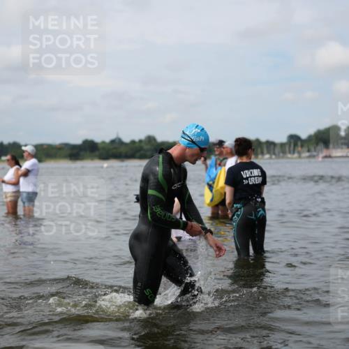21.06.2026 - Viking Triathlon Michael Strokosch http://msf.ph/oto/9822981 21.06.2026 10:36:44 Schwimmen 68, 87, 122, 186, 219, 325, 364, 395, 404, 407, 526, 606, 648 meine-sportfotos.de