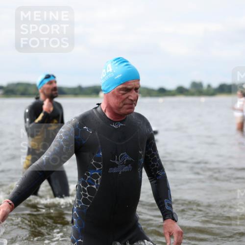 21.06.2026 - Viking Triathlon Michael Strokosch http://msf.ph/oto/9823001 21.06.2026 10:36:55 Schwimmen 68, 84, 87, 122, 142, 186, 325, 364, 395, 407, 553, 606 meine-sportfotos.de