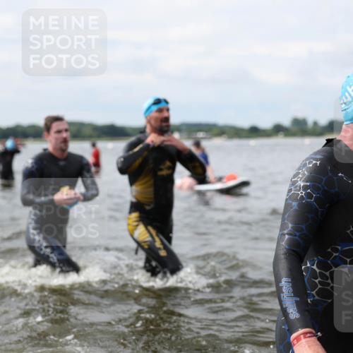 21.06.2026 - Viking Triathlon Michael Strokosch http://msf.ph/oto/9823003 21.06.2026 10:36:55 Schwimmen 68, 84, 87, 122, 142, 186, 325, 364, 395, 407, 553, 606 meine-sportfotos.de