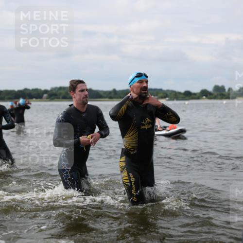 21.06.2026 - Viking Triathlon Michael Strokosch http://msf.ph/oto/9823004 21.06.2026 10:36:55 Schwimmen 68, 84, 87, 122, 142, 186, 325, 364, 395, 407, 553, 606 meine-sportfotos.de