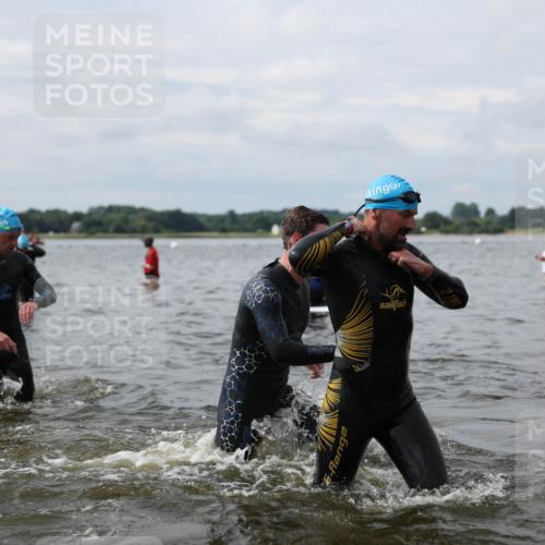 21.06.2026 - Viking Triathlon Michael Strokosch http://msf.ph/oto/9823006 21.06.2026 10:36:56 Schwimmen 68, 84, 87, 122, 142, 186, 325, 364, 395, 407, 553, 606 meine-sportfotos.de