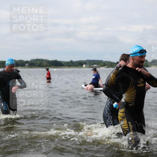 21.06.2026 - Viking Triathlon Michael Strokosch http://msf.ph/oto/9823007 21.06.2026 10:36:56 Schwimmen 68, 84, 87, 122, 142, 186, 325, 364, 395, 407, 553, 606 meine-sportfotos.de