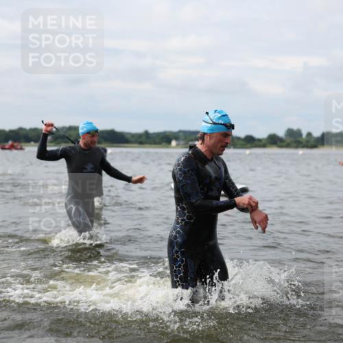 21.06.2026 - Viking Triathlon Michael Strokosch http://msf.ph/oto/9823016 21.06.2026 10:37:01 Schwimmen 84, 122, 142, 186, 325, 395, 407, 455, 553, 606 meine-sportfotos.de