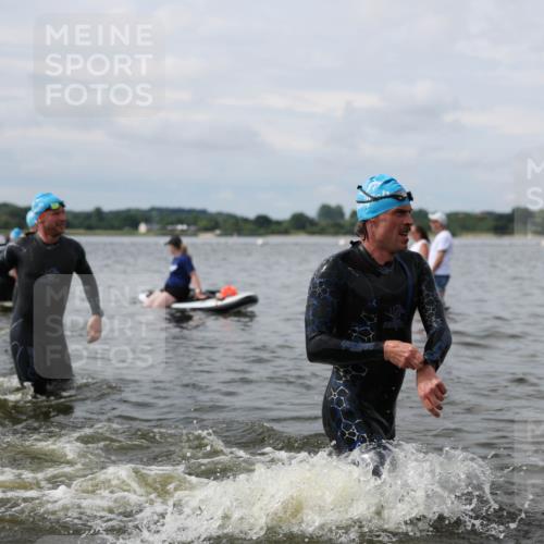 21.06.2026 - Viking Triathlon Michael Strokosch http://msf.ph/oto/9823018 21.06.2026 10:37:01 Schwimmen 84, 122, 142, 186, 325, 395, 407, 455, 553, 606 meine-sportfotos.de