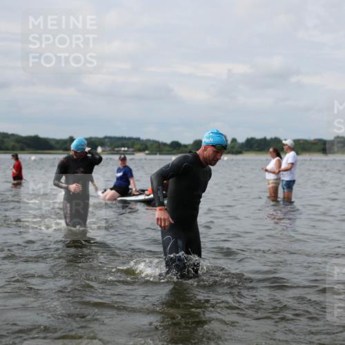 21.06.2026 - Viking Triathlon Michael Strokosch http://msf.ph/oto/9823023 21.06.2026 10:37:03 Schwimmen 84, 89, 142, 186, 325, 395, 407, 455, 553 meine-sportfotos.de