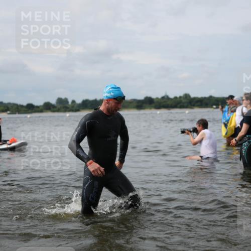21.06.2026 - Viking Triathlon Michael Strokosch http://msf.ph/oto/9823026 21.06.2026 10:37:03 Schwimmen 84, 89, 142, 186, 325, 395, 407, 455, 553 meine-sportfotos.de