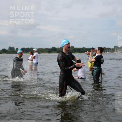 21.06.2026 - Viking Triathlon Michael Strokosch http://msf.ph/oto/9823027 21.06.2026 10:37:07 Schwimmen 64, 84, 89, 142, 186, 407, 455, 553 meine-sportfotos.de