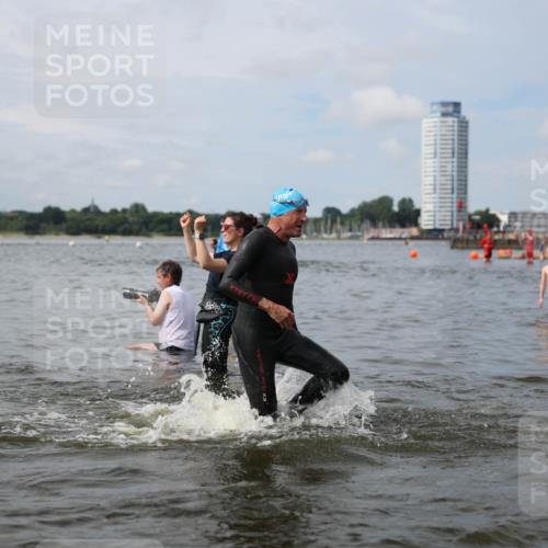 21.06.2026 - Viking Triathlon Michael Strokosch http://msf.ph/oto/9823057 21.06.2026 10:37:21 Schwimmen 64, 89, 111, 239, 370, 450, 455, 545 meine-sportfotos.de