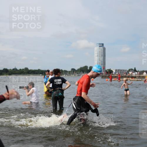 21.06.2026 - Viking Triathlon Michael Strokosch http://msf.ph/oto/9823084 21.06.2026 10:37:37 Schwimmen 111, 197, 239, 243, 467, 513, 545, 633 meine-sportfotos.de