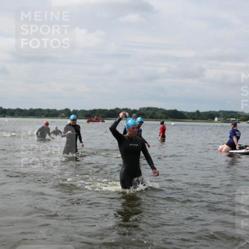 21.06.2026 - Viking Triathlon Michael Strokosch http://msf.ph/oto/9823088 21.06.2026 10:37:41 Schwimmen 171, 197, 239, 243, 285, 449, 467, 513, 545, 633 meine-sportfotos.de