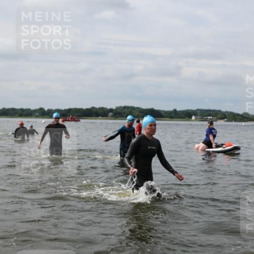 21.06.2026 - Viking Triathlon Michael Strokosch http://msf.ph/oto/9823090 21.06.2026 10:37:41 Schwimmen 171, 197, 239, 243, 285, 449, 467, 513, 545, 633 meine-sportfotos.de