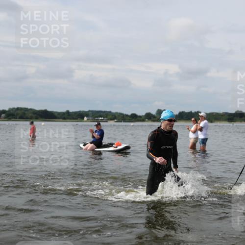21.06.2026 - Viking Triathlon Michael Strokosch http://msf.ph/oto/9823106 21.06.2026 10:37:46 Schwimmen 171, 197, 241, 243, 285, 449, 467, 513, 633 meine-sportfotos.de