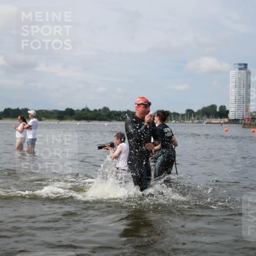 21.06.2026 - Viking Triathlon Michael Strokosch http://msf.ph/oto/9823122 21.06.2026 10:37:51 Schwimmen 80, 99, 171, 197, 241, 243, 285, 449, 467, 633 meine-sportfotos.de