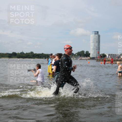 21.06.2026 - Viking Triathlon Michael Strokosch http://msf.ph/oto/9823123 21.06.2026 10:37:51 Schwimmen 80, 99, 171, 197, 241, 243, 285, 449, 467, 633 meine-sportfotos.de