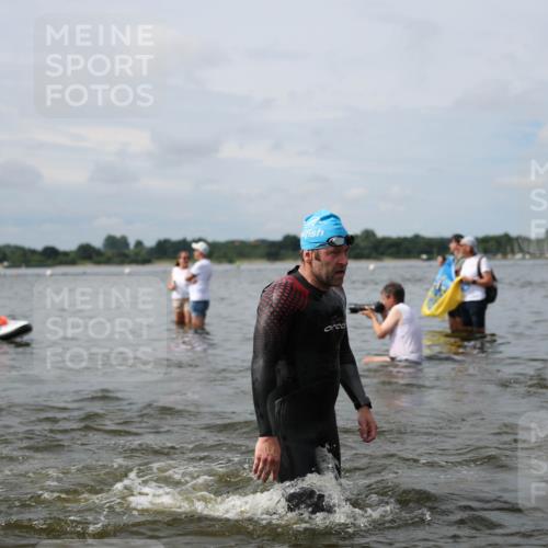 21.06.2026 - Viking Triathlon Michael Strokosch http://msf.ph/oto/9823146 21.06.2026 10:38:02 Schwimmen 80, 99, 171, 241, 285, 315, 449, 465 meine-sportfotos.de