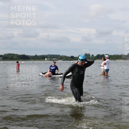 21.06.2026 - Viking Triathlon Michael Strokosch http://msf.ph/oto/9823152 21.06.2026 10:38:06 Schwimmen 80, 99, 241, 315, 465 meine-sportfotos.de