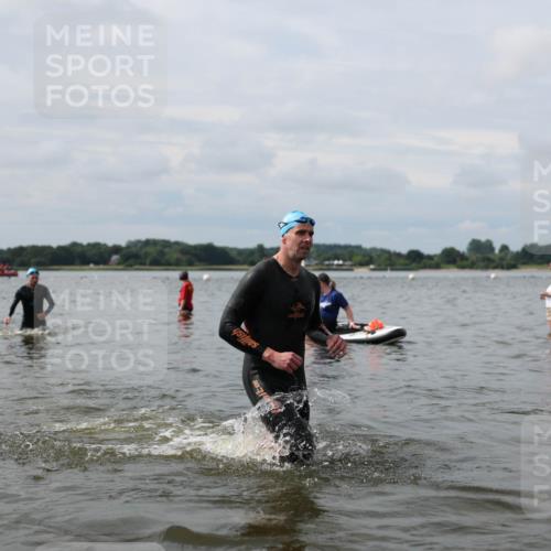 21.06.2026 - Viking Triathlon Michael Strokosch http://msf.ph/oto/9823165 21.06.2026 10:38:12 Schwimmen 80, 99, 315, 316, 465 meine-sportfotos.de