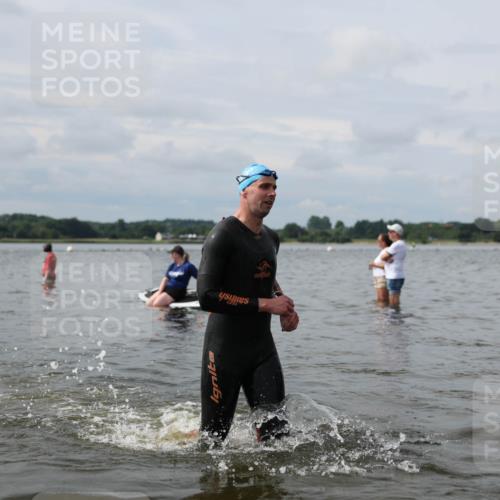 21.06.2026 - Viking Triathlon Michael Strokosch http://msf.ph/oto/9823168 21.06.2026 10:38:13 Schwimmen 80, 99, 315, 316, 465 meine-sportfotos.de