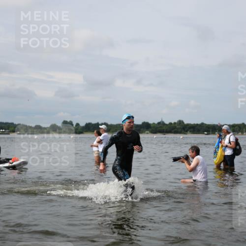21.06.2026 - Viking Triathlon Michael Strokosch http://msf.ph/oto/9823171 21.06.2026 10:38:19 Schwimmen 55, 300, 315, 316, 465, 546, 567 meine-sportfotos.de