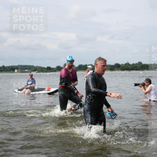 21.06.2026 - Viking Triathlon Michael Strokosch http://msf.ph/oto/9823193 21.06.2026 10:38:29 Schwimmen 53, 55, 144, 300, 303, 316, 397, 546, 567 meine-sportfotos.de