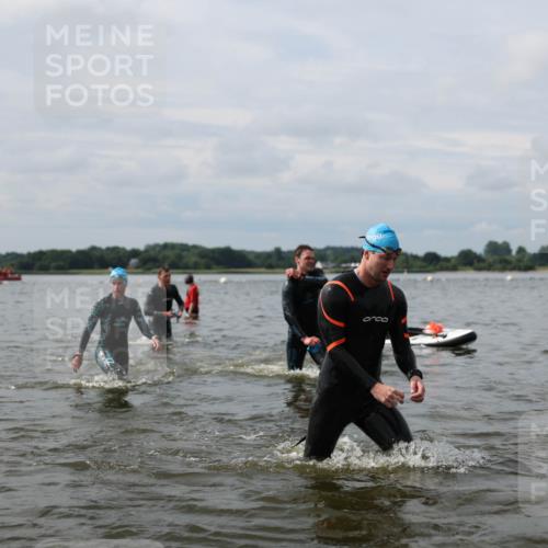 21.06.2026 - Viking Triathlon Michael Strokosch http://msf.ph/oto/9823202 21.06.2026 10:38:32 Schwimmen 53, 55, 144, 300, 303, 316, 397, 419, 546, 567 meine-sportfotos.de