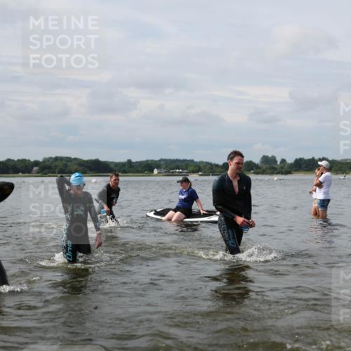 21.06.2026 - Viking Triathlon Michael Strokosch http://msf.ph/oto/9823209 21.06.2026 10:38:34 Schwimmen 53, 55, 144, 300, 303, 397, 419, 546, 567, 666 meine-sportfotos.de