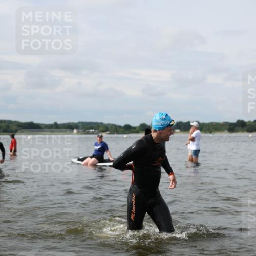 21.06.2026 - Viking Triathlon Michael Strokosch http://msf.ph/oto/9823231 21.06.2026 10:38:43 Schwimmen 53, 55, 144, 303, 397, 419, 546, 559, 666 meine-sportfotos.de