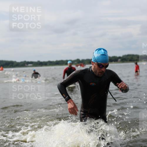 21.06.2026 - Viking Triathlon Michael Strokosch http://msf.ph/oto/9823251 21.06.2026 10:39:00 Schwimmen 152, 214, 232, 328, 340, 457, 559 meine-sportfotos.de