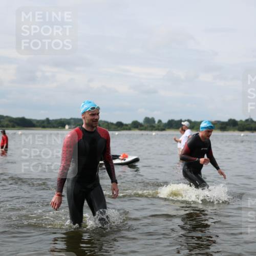 21.06.2026 - Viking Triathlon Michael Strokosch http://msf.ph/oto/9823257 21.06.2026 10:39:08 Schwimmen 152, 214, 232, 328, 340, 457 meine-sportfotos.de