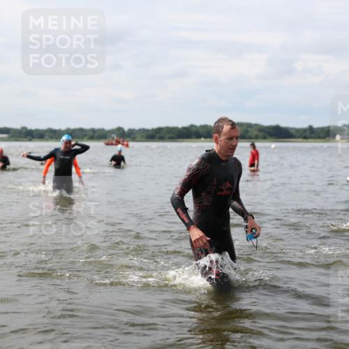 21.06.2026 - Viking Triathlon Michael Strokosch http://msf.ph/oto/9823291 21.06.2026 10:39:26 Schwimmen 229, 400, 442, 485, 508, 519, 634 meine-sportfotos.de