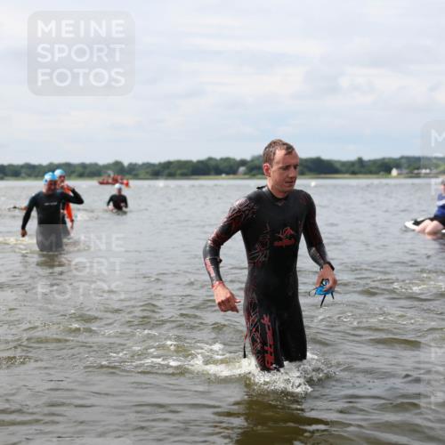 21.06.2026 - Viking Triathlon Michael Strokosch http://msf.ph/oto/9823292 21.06.2026 10:39:26 Schwimmen 229, 400, 442, 485, 508, 519, 634 meine-sportfotos.de
