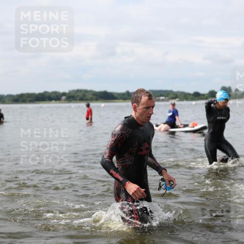 21.06.2026 - Viking Triathlon Michael Strokosch http://msf.ph/oto/9823295 21.06.2026 10:39:27 Schwimmen 229, 400, 442, 485, 508, 519, 634 meine-sportfotos.de