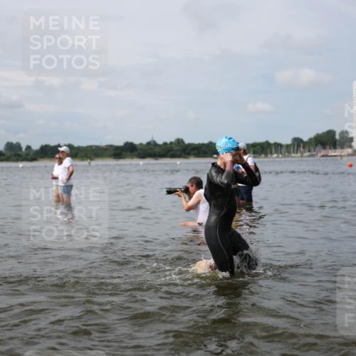 21.06.2026 - Viking Triathlon Michael Strokosch http://msf.ph/oto/9823302 21.06.2026 10:39:30 Schwimmen 229, 349, 400, 442, 485, 508, 519, 634 meine-sportfotos.de