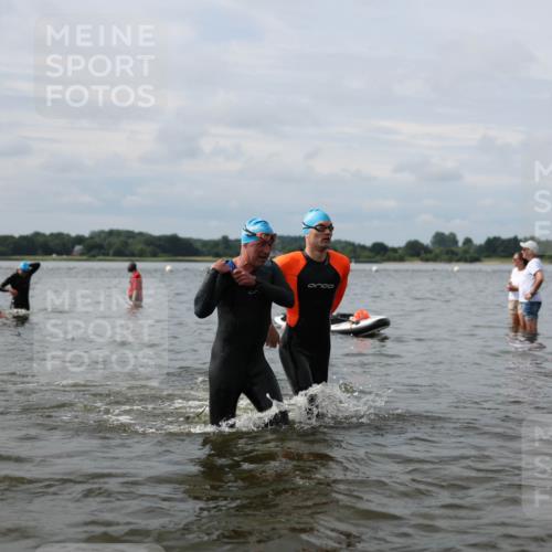 21.06.2026 - Viking Triathlon Michael Strokosch http://msf.ph/oto/9823307 21.06.2026 10:39:32 Schwimmen 229, 349, 400, 442, 485, 508, 519, 634 meine-sportfotos.de