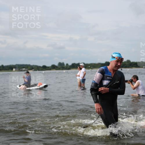 21.06.2026 - Viking Triathlon Michael Strokosch http://msf.ph/oto/9823312 21.06.2026 10:39:34 Schwimmen 229, 233, 349, 400, 442, 485, 508, 519, 634 meine-sportfotos.de