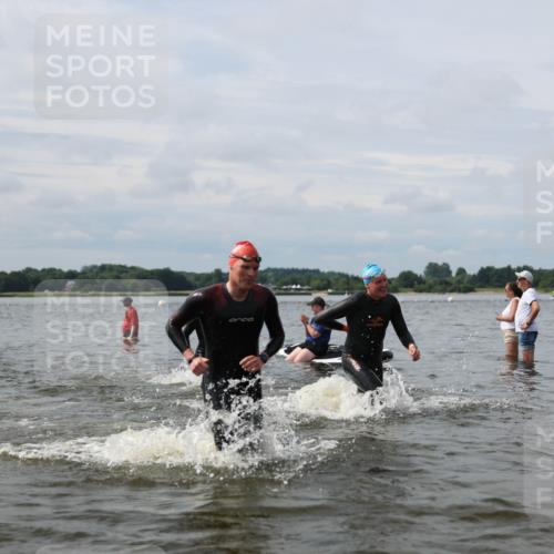 21.06.2026 - Viking Triathlon Michael Strokosch http://msf.ph/oto/9823318 21.06.2026 10:39:39 Schwimmen 125, 233, 349, 400, 442, 485, 493, 519, 634 meine-sportfotos.de