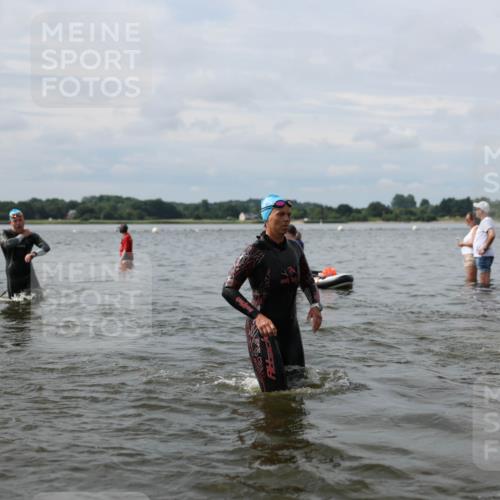 21.06.2026 - Viking Triathlon Michael Strokosch http://msf.ph/oto/9823335 21.06.2026 10:39:44 Schwimmen 125, 167, 233, 256, 333, 349, 442, 493, 634 meine-sportfotos.de