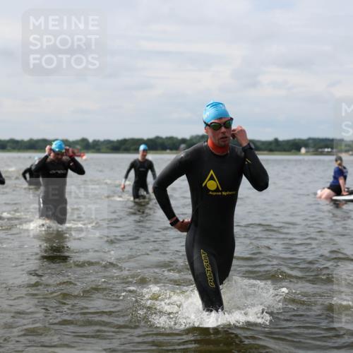 21.06.2026 - Viking Triathlon Michael Strokosch http://msf.ph/oto/9823353 21.06.2026 10:39:53 Schwimmen 125, 167, 211, 233, 256, 333, 349, 411, 484, 493, 647 meine-sportfotos.de