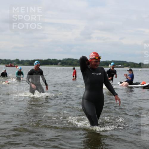 21.06.2026 - Viking Triathlon Michael Strokosch http://msf.ph/oto/9823374 21.06.2026 10:40:02 Schwimmen 58, 125, 167, 211, 256, 333, 398, 411, 425, 460, 484, 493, 647, 649 meine-sportfotos.de