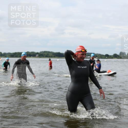 21.06.2026 - Viking Triathlon Michael Strokosch http://msf.ph/oto/9823376 21.06.2026 10:40:02 Schwimmen 58, 125, 167, 211, 256, 333, 398, 411, 425, 460, 484, 493, 647, 649 meine-sportfotos.de