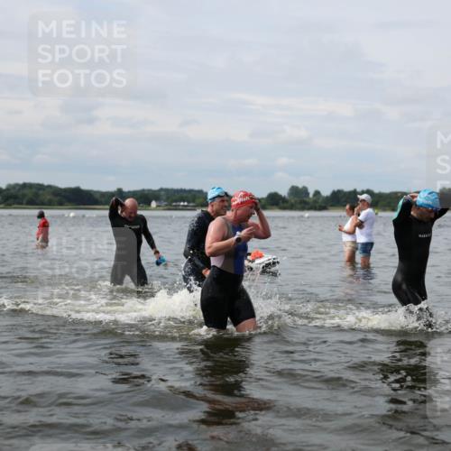 21.06.2026 - Viking Triathlon Michael Strokosch http://msf.ph/oto/9823395 21.06.2026 10:40:12 Schwimmen 34, 58, 150, 195, 211, 301, 312, 398, 425, 460, 484, 496, 647, 649 meine-sportfotos.de