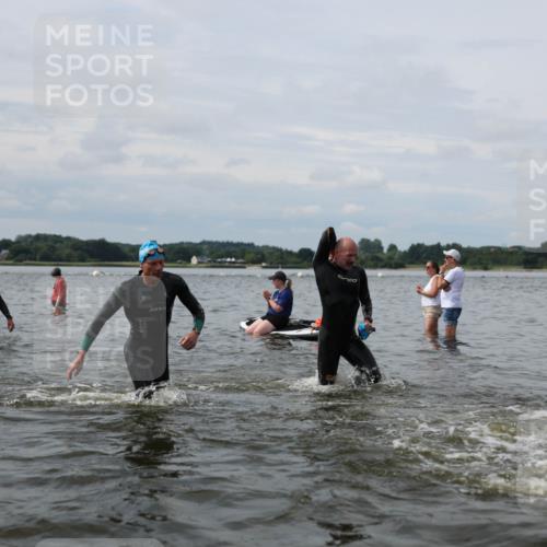 21.06.2026 - Viking Triathlon Michael Strokosch http://msf.ph/oto/9823402 21.06.2026 10:40:14 Schwimmen 34, 58, 150, 195, 211, 301, 312, 398, 425, 460, 484, 496, 649 meine-sportfotos.de