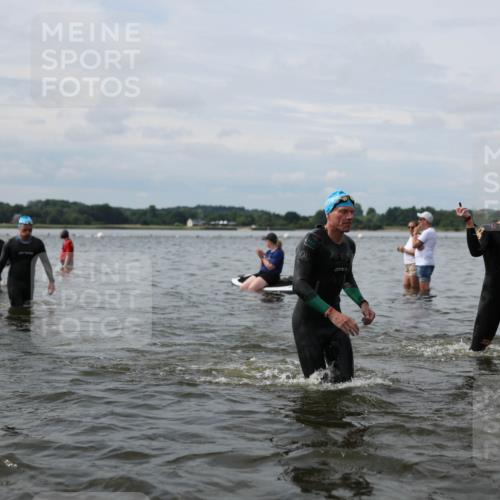 21.06.2026 - Viking Triathlon Michael Strokosch http://msf.ph/oto/9823407 21.06.2026 10:40:16 Schwimmen 34, 58, 150, 195, 227, 301, 312, 398, 425, 456, 460, 496, 649 meine-sportfotos.de
