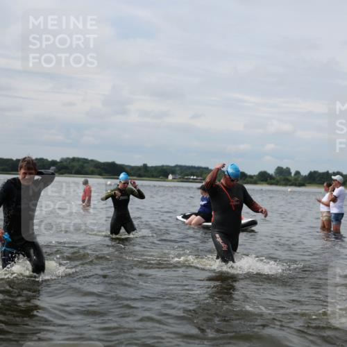 21.06.2026 - Viking Triathlon Michael Strokosch http://msf.ph/oto/9823437 21.06.2026 10:40:29 Schwimmen 34, 150, 195, 227, 301, 312, 330, 355, 387, 456, 461, 496, 616, 667 meine-sportfotos.de