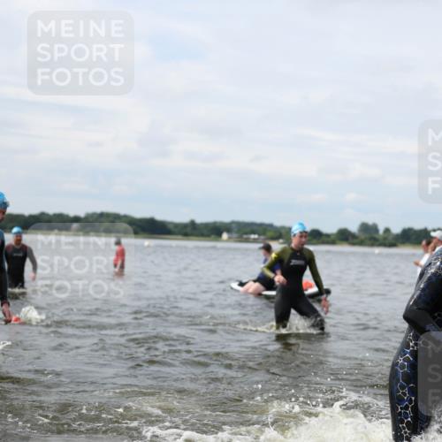 21.06.2026 - Viking Triathlon Michael Strokosch http://msf.ph/oto/9823444 21.06.2026 10:40:32 Schwimmen 150, 195, 227, 301, 312, 330, 355, 387, 456, 461, 616, 636, 667 meine-sportfotos.de