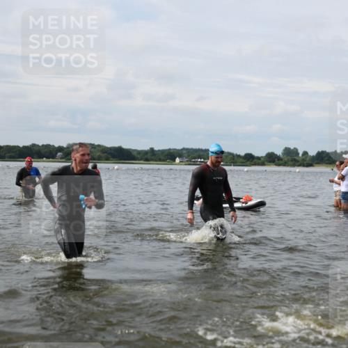 21.06.2026 - Viking Triathlon Michael Strokosch http://msf.ph/oto/9823459 21.06.2026 10:40:38 Schwimmen 227, 330, 355, 387, 456, 461, 616, 636, 667 meine-sportfotos.de