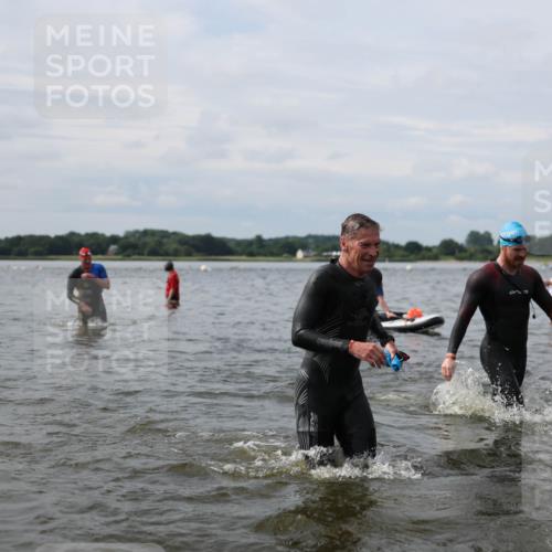 21.06.2026 - Viking Triathlon Michael Strokosch http://msf.ph/oto/9823464 21.06.2026 10:40:39 Schwimmen 227, 330, 355, 387, 456, 461, 616, 636, 667 meine-sportfotos.de